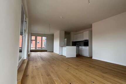 Wohnung zum Mieten in Berlin 2.032,60 € 101.63 m²