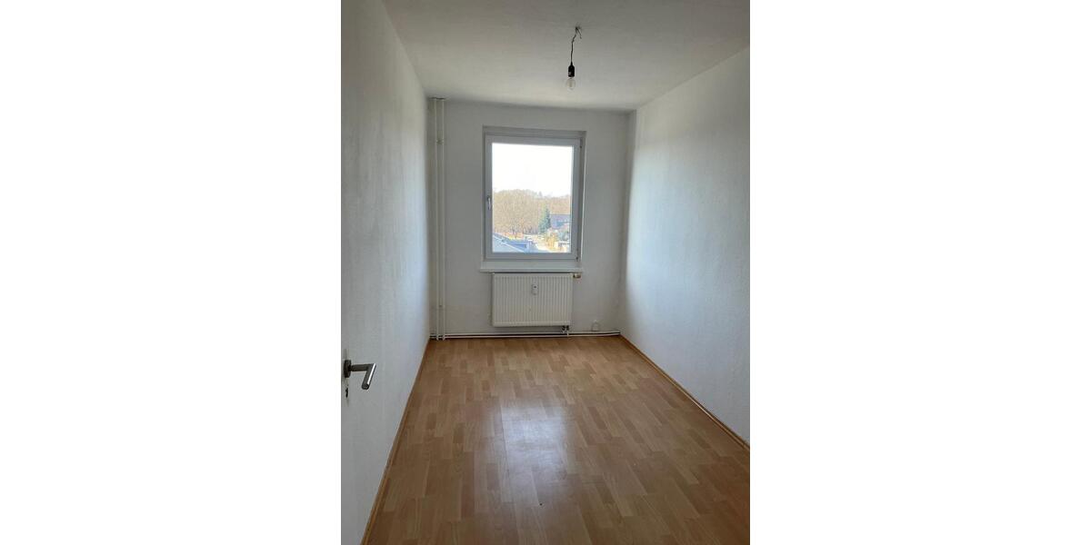 Etagenwohnung Frankfurt (Oder) Booßen - 4 Zimmer, 77 m&sup2;, 728&euro; | Angebot:25329396