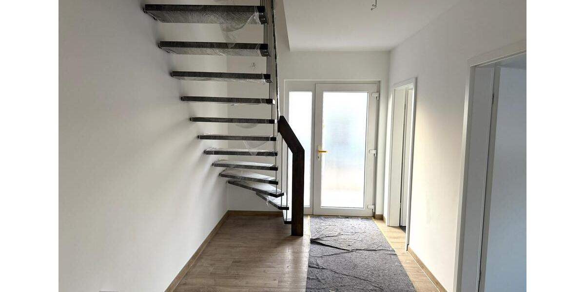 Einfamilienhaus Panketal - 5 Zimmer, 170 m&sup2;, 2.990&euro; | Angebot:25148258