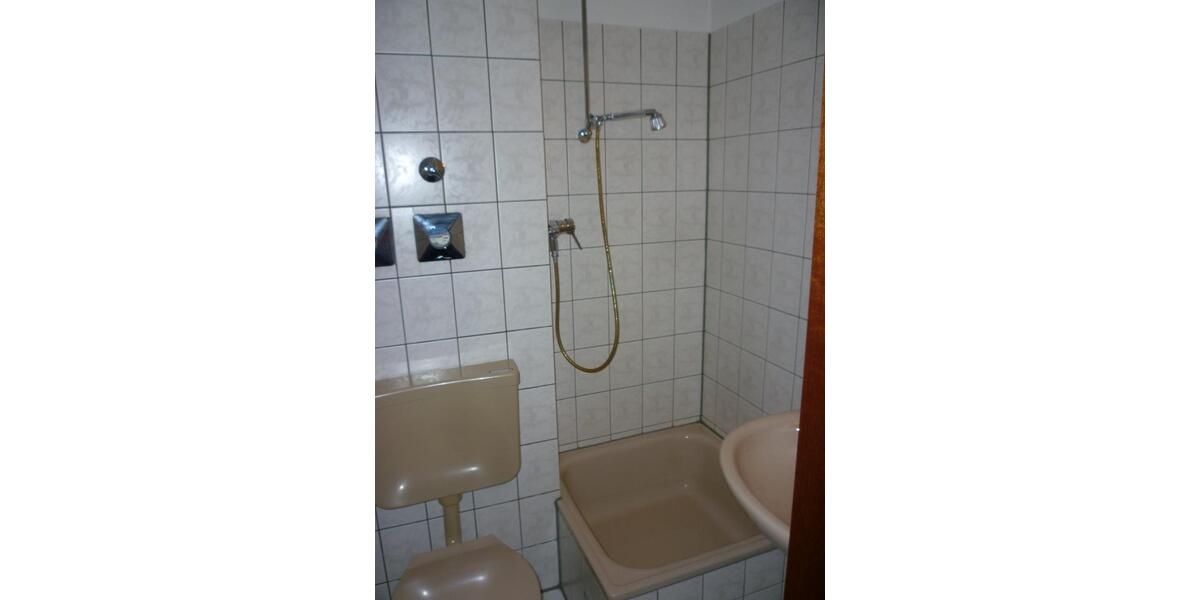 Etagenwohnung Kassel - 1 Zimmer, 23 m&sup2;, 400&euro; | Angebot:24870336