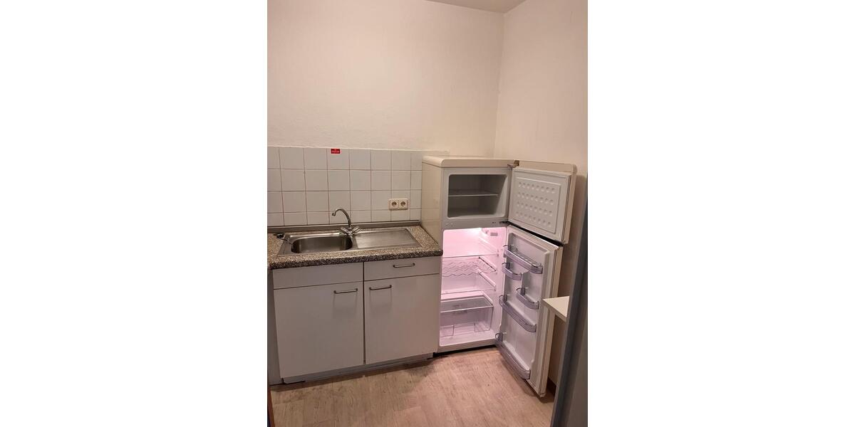 2 Zimmer-Whg. mit Gartennutzung am Galgenberg Regensburg zimmer