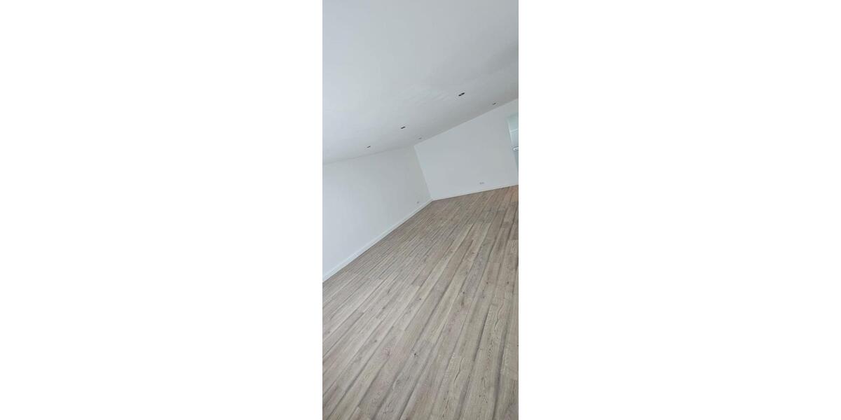 Erdgeschoßwohnung Iserlohn Letmathe - 4 Zimmer, 110 m&sup2;, 1.450&euro; | Angebot:26126053