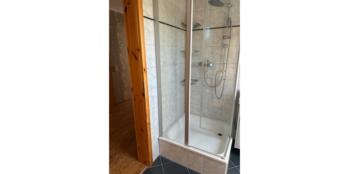 Etagenwohnung Hodenhagen - 8 Zimmer, 136 m&sup2;, 1.400&euro; | Angebot:26550604