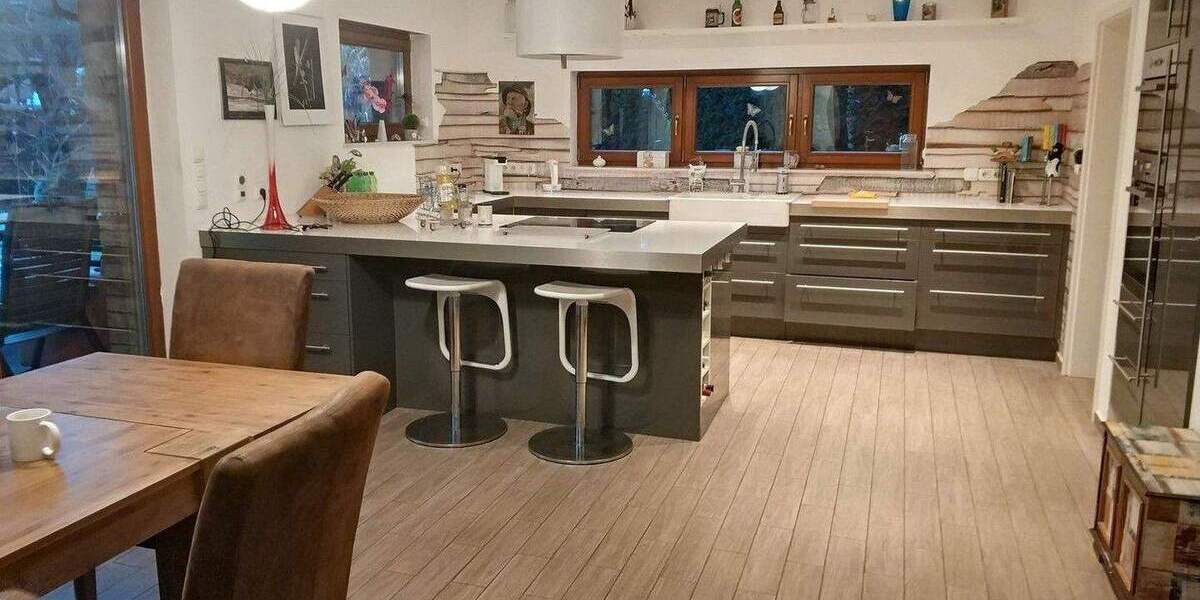 Traumhaus in ruhiger Lage in Köpenick nähe Müggelspree Müggelsee verkehrsgünstig zu vermieten 8 zimmer