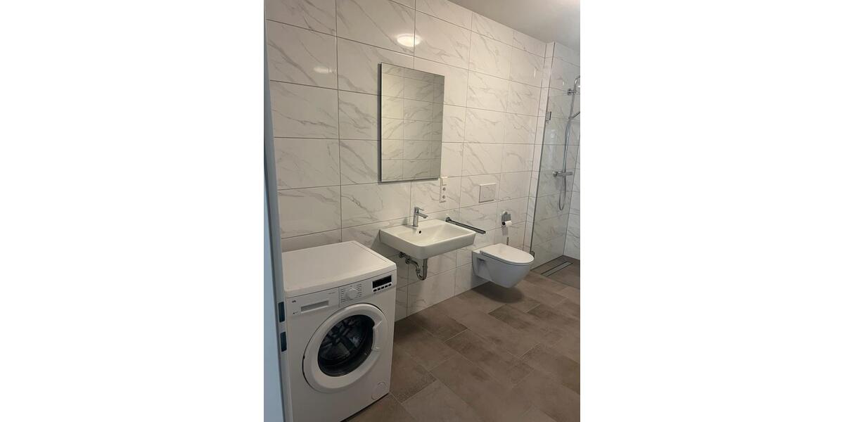 Wohnen auf Zeit Lingen (Ems) Damaschke - 2.5 Zimmer, 85 m&sup2;, 1.450&euro; | Angebot:23822734