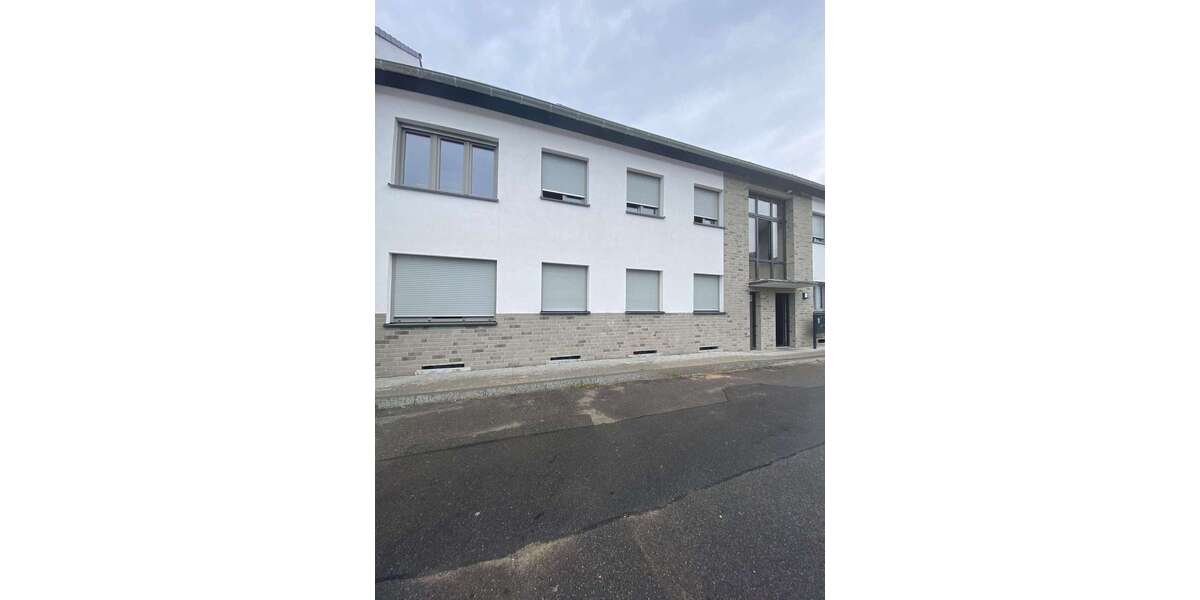 Wohnung zum Mieten in Wegberg 930 € 93 m² 4 zimmer