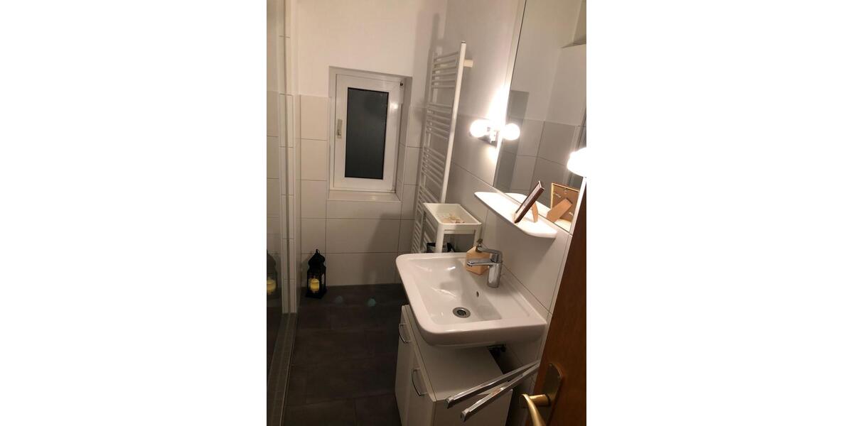 Wohnen auf Zeit Halver - 3 Zimmer, 75 m&sup2;, 30&euro; | Angebot:24611165