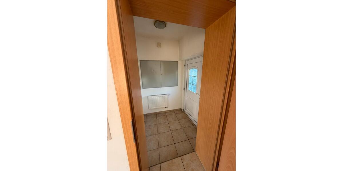 Etagenwohnung Nümbrecht - 3 Zimmer, 80 m&sup2;, 780&euro; | Angebot:26150885