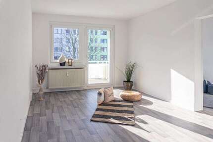 Wohnung Chemnitz Yorckgebiet - 4 Zimmer, 70 m&sup2;, 431&euro; | Angebot:27283072