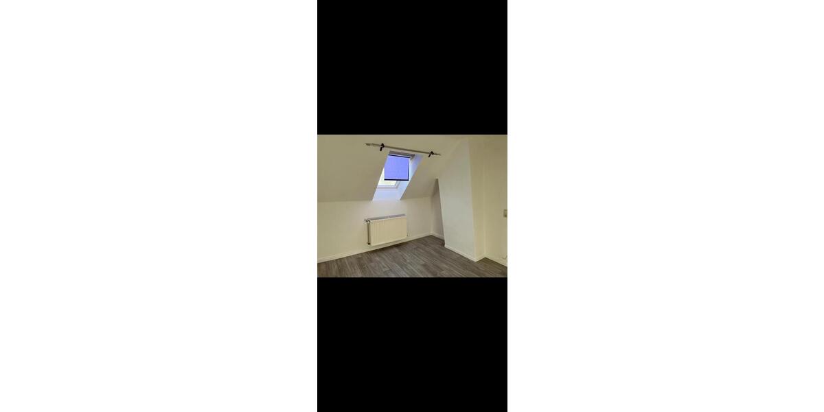 Dachgeschoßwohnung Alfeld (Leine) - 4 Zimmer, 90 m&sup2;, 630&euro; | Angebot:25049590