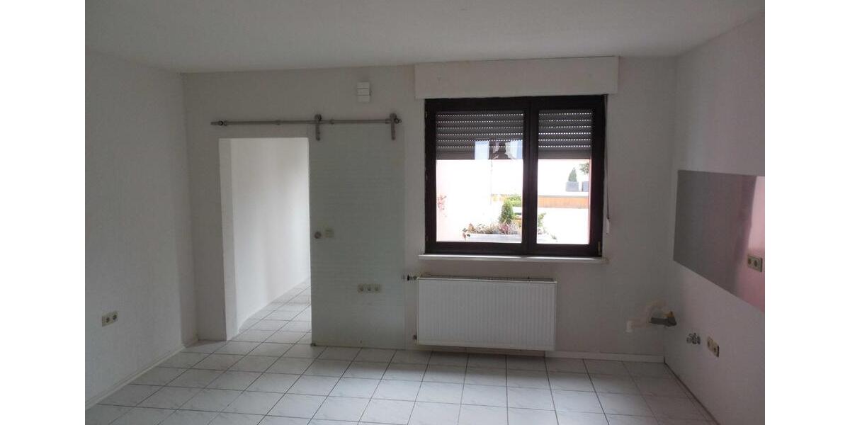 Erdgeschoßwohnung Völklingen - 5 Zimmer, 118 m&sup2;, 850&euro; | Angebot:24865873