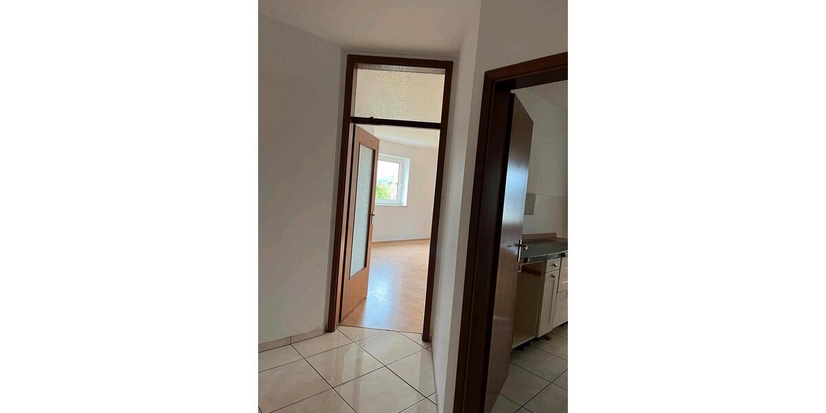 Etagenwohnung Erbach - 3 Zimmer, 80 m&sup2;, 1.100&euro; | Angebot:25275708