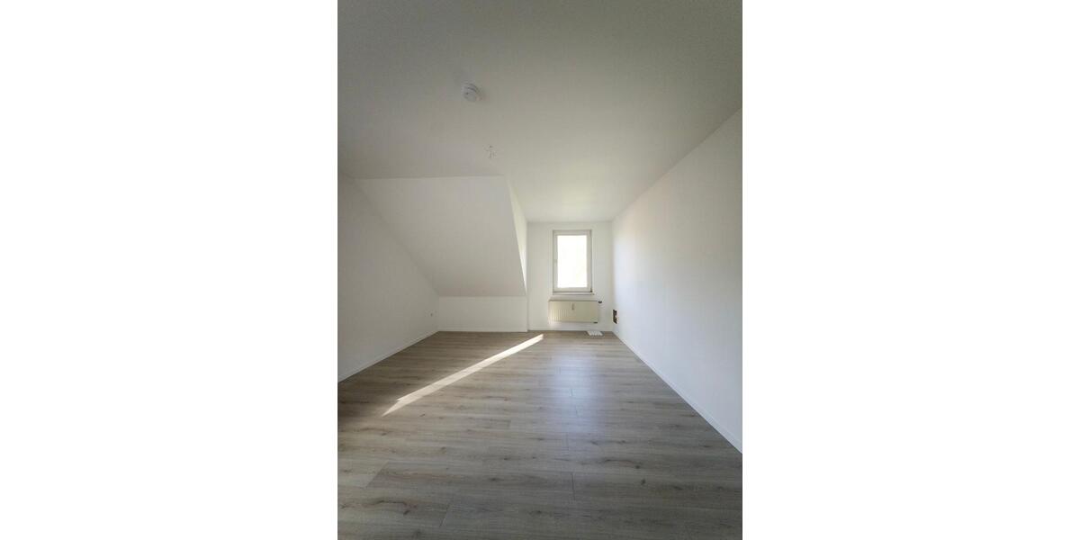 Etagenwohnung Schneeberg - 3 Zimmer, 80 m&sup2;, 500&euro; | Angebot:26698387