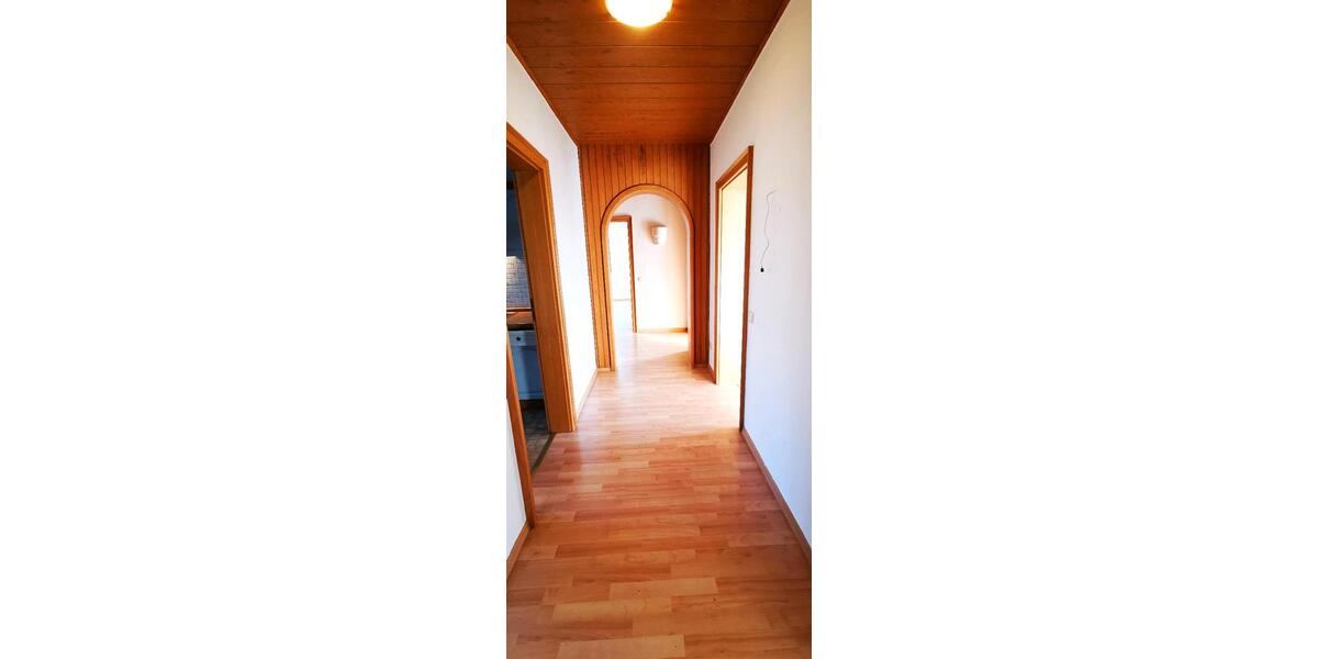 Erdgeschoßwohnung Fürstenberg - 4 Zimmer, 117 m&sup2;, 690&euro; | Angebot:26455236