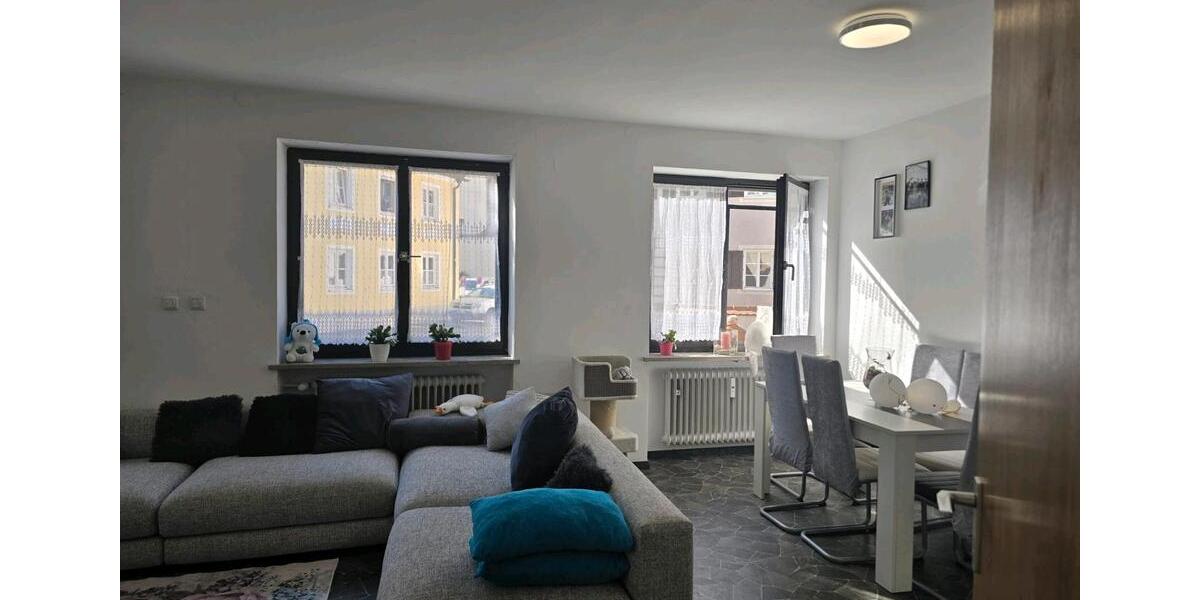 Etagenwohnung Schrobenhausen - 3 Zimmer, 98 m&sup2;, 980&euro; | Angebot:26619031