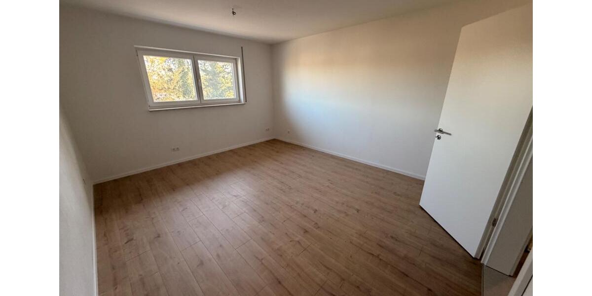 Etagenwohnung Simbach am Inn - 3 Zimmer, 104 m&sup2;, 730&euro; | Angebot:26091504