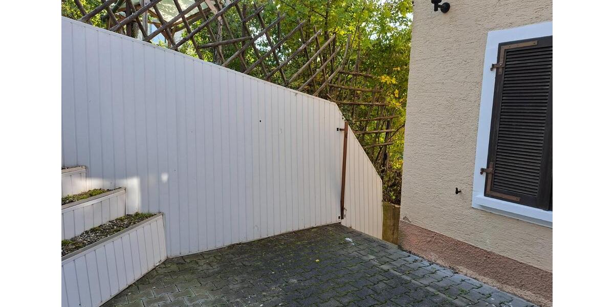 2-Zimmer Wohnung in Engen zimmer