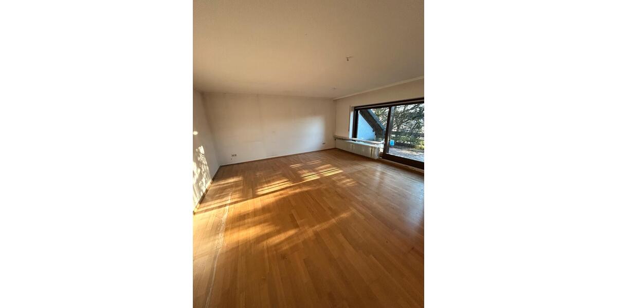 Etagenwohnung Waldsassen - 4 Zimmer, 100 m&sup2;, 1.000&euro; | Angebot:25516193