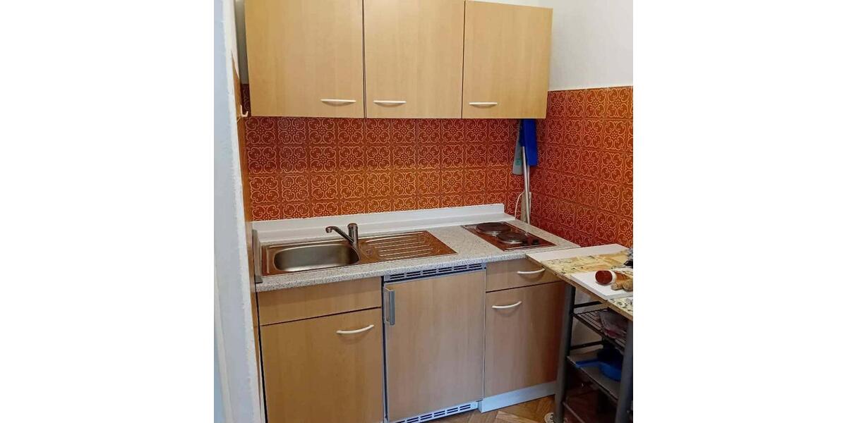 Hochparterre Oberzent - 1.5 Zimmer, 21 m&sup2;, 330&euro; | Angebot:25613837