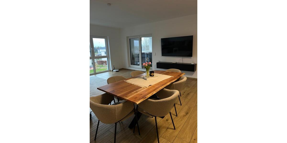 Etagenwohnung Velpke - 2 Zimmer, 80 m&sup2;, 950&euro; | Angebot:26237599