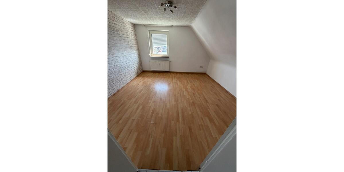 Wohnen auf Zeit Bruchsal - 4 Zimmer, 15 m&sup2;, 500&euro; | Angebot:26049302