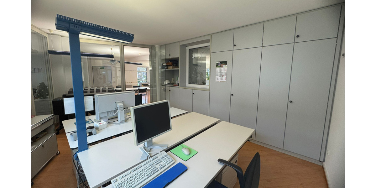 Gewerbeobjekt Schieder-Schwalenberg Schieder - 3 Zimmer, 120 m&sup2;, 960&euro; | Angebot:25688578