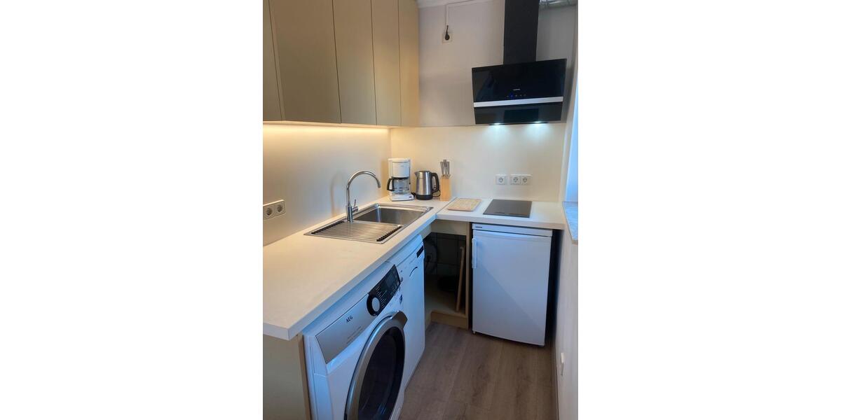 Etagenwohnung Dossenheim - 1 Zimmer, 28 m&sup2;, 300&euro; | Angebot:25085422