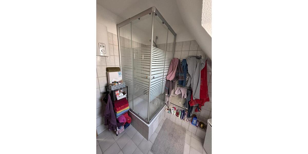 Dachgeschoßwohnung Bünde - 1.5 Zimmer, 33 m&sup2;, 330&euro; | Angebot:24804556