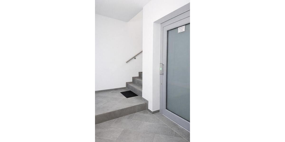 Dachgeschoßwohnung Sankt Ingbert - 2 Zimmer, 71 m&sup2;, 730&euro; | Angebot:25904967