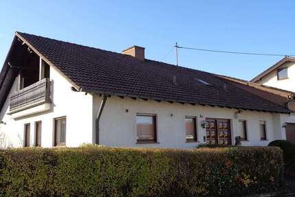 Haus zum Mieten in Mehlingen 1.960 € 230 m²