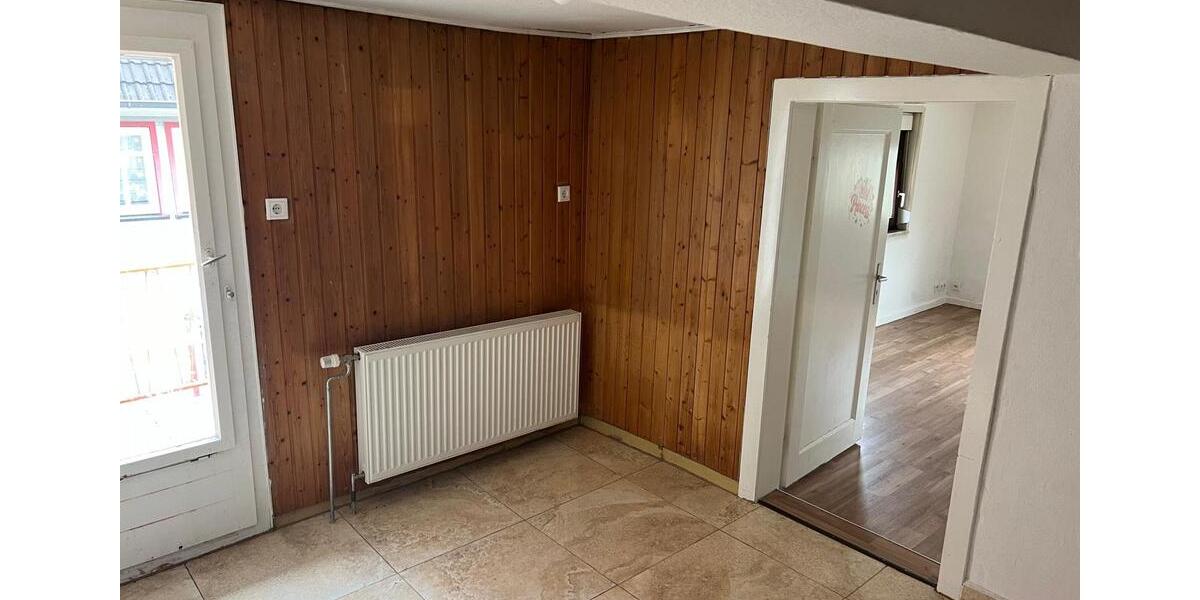Schöne 4-Zimmer-Wohnung mit Balkon in Staufenberg 4 zimmer