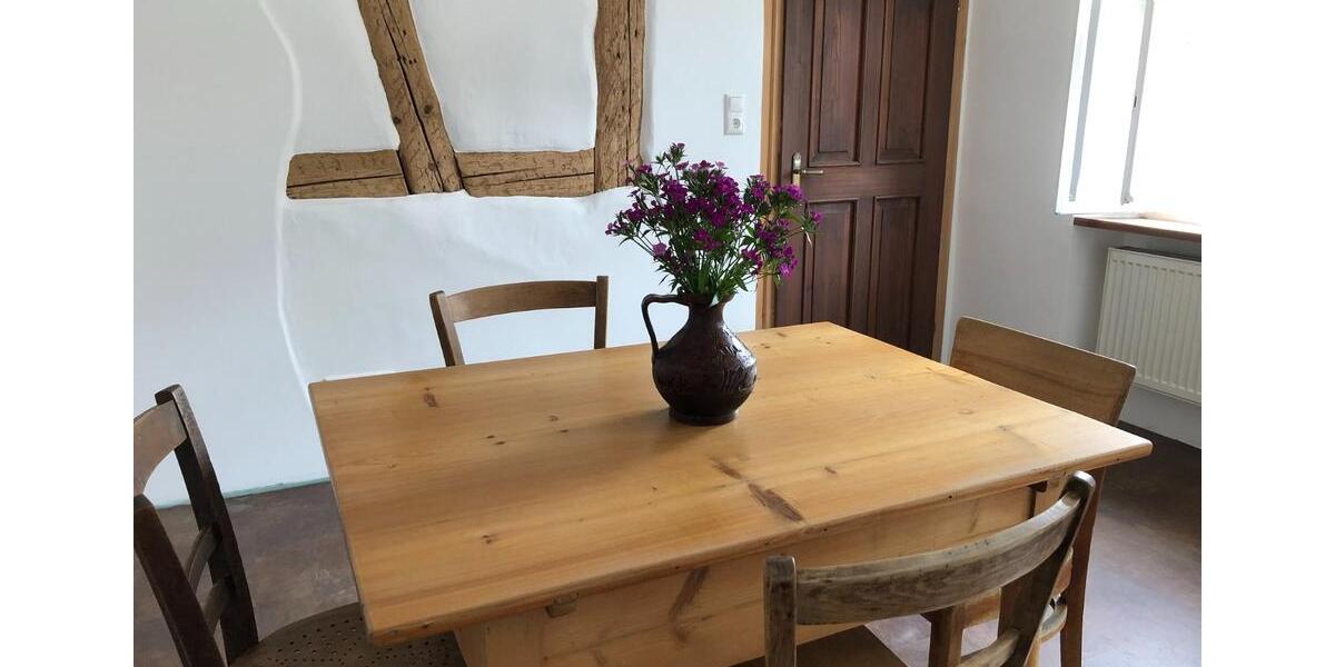 Einfamilienhaus Oberscheinfeld - 7 Zimmer, 160 m&sup2;, 1.200&euro; | Angebot:24803864
