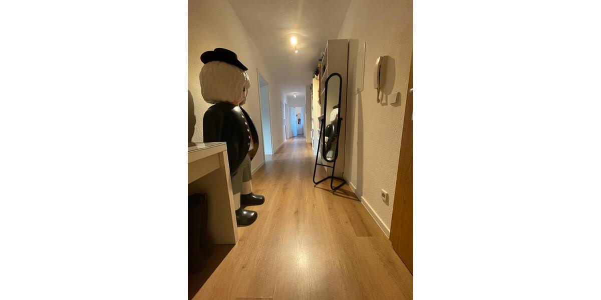 Wohnen auf Zeit Halle (Saale) Damaschkestraße - 1 Zimmer, 18 m&sup2;, 303&euro; | Angebot:26253618