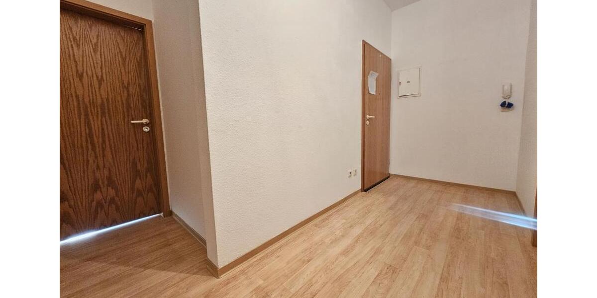 Etagenwohnung Werdau - 3 Zimmer, 60 m&sup2;, 332&euro; | Angebot:26662738