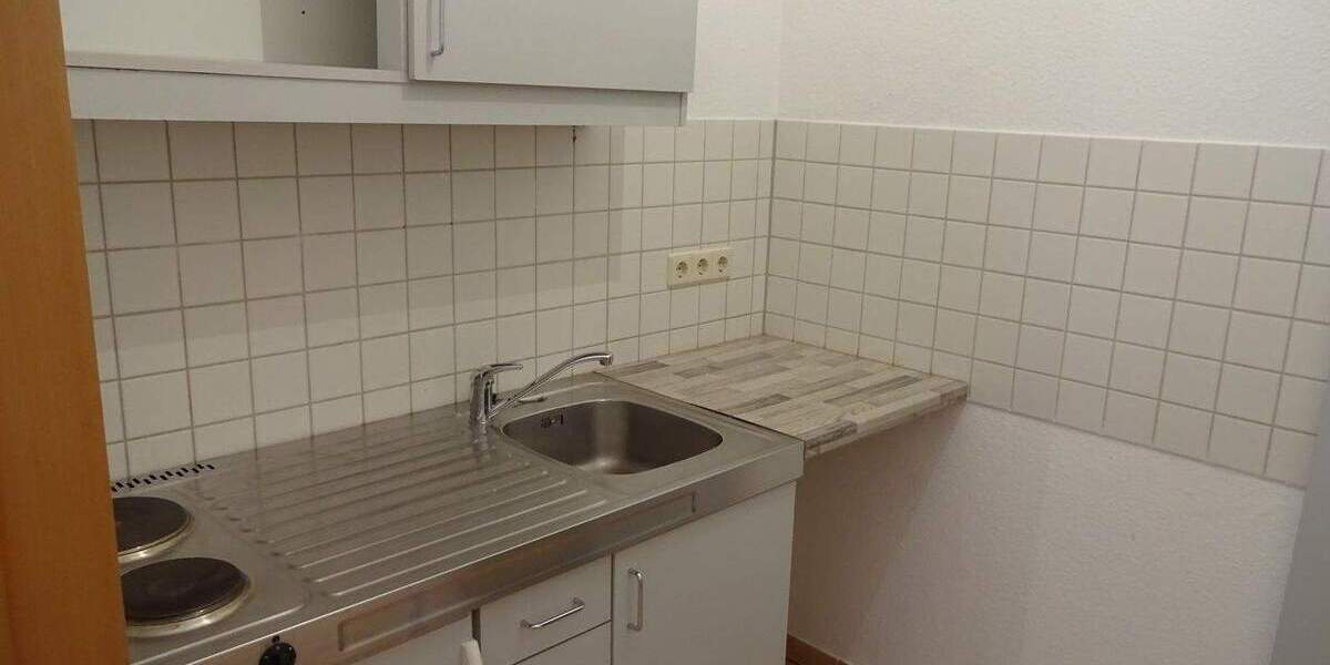 Ab 01.04 !!!Einraumwohnung im Zwickauer Zentrum mit Balkon und kleiner Küche! 1 zimmer