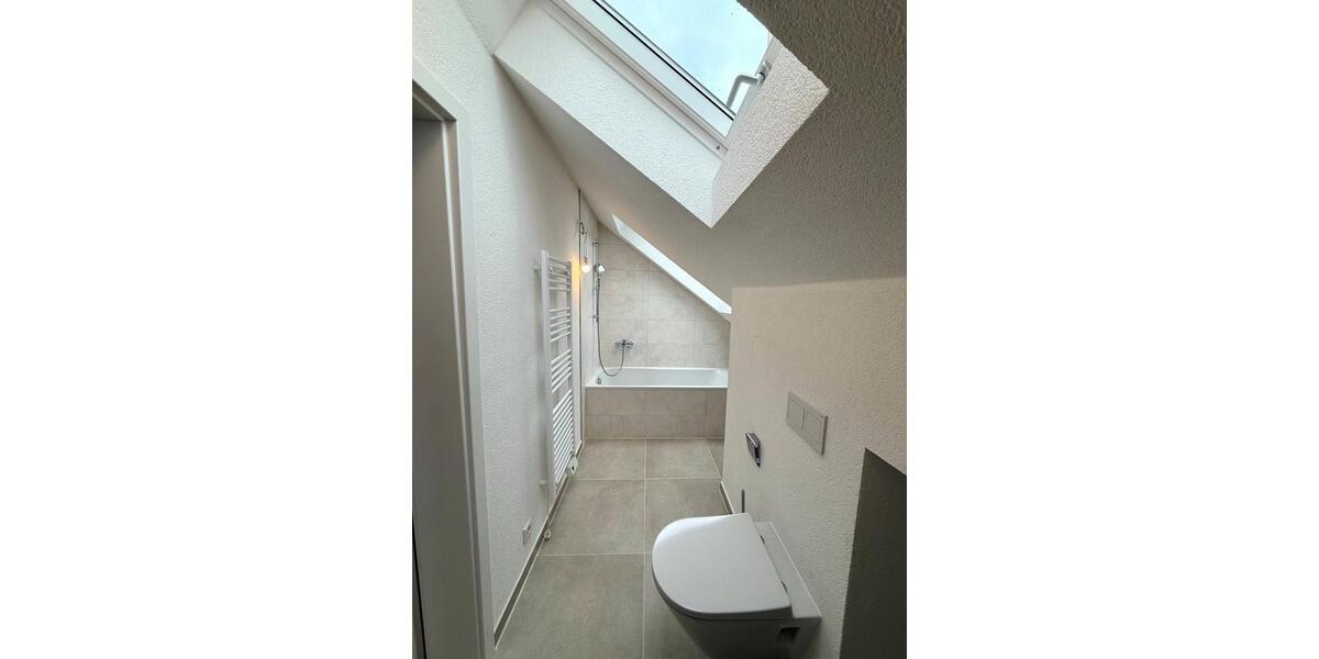 Dachgeschoßwohnung Reichenbach an der Fils - 2.5 Zimmer, 40 m&sup2;, 640&euro; | Angebot:26263038