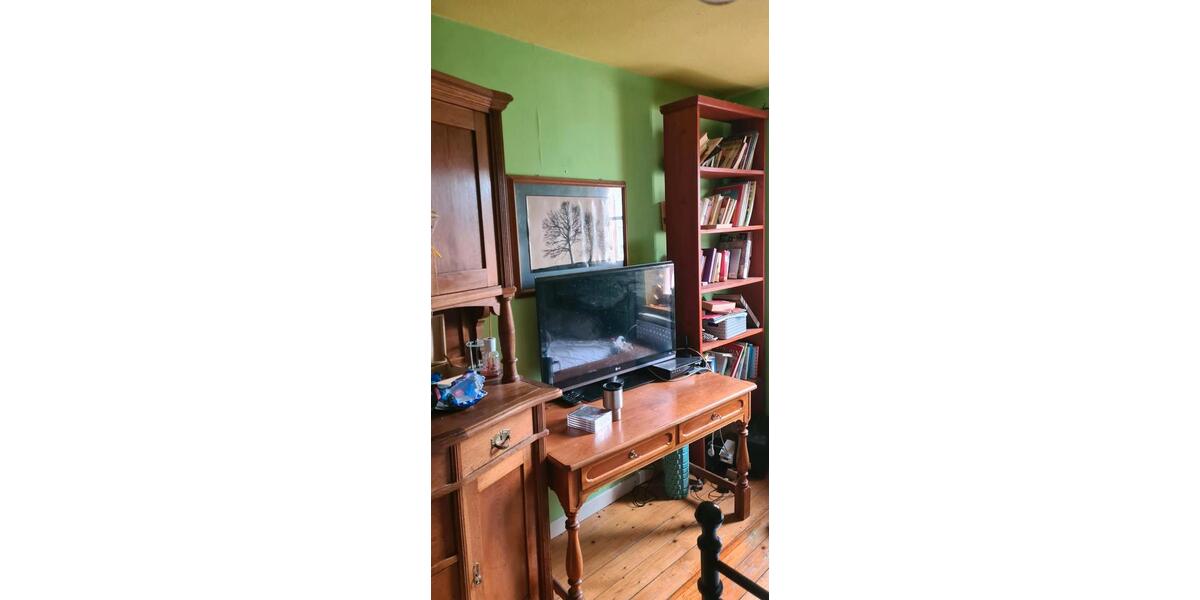 Etagenwohnung Harthausen - 4 Zimmer, 18 m&sup2;, 350&euro; | Angebot:26443962