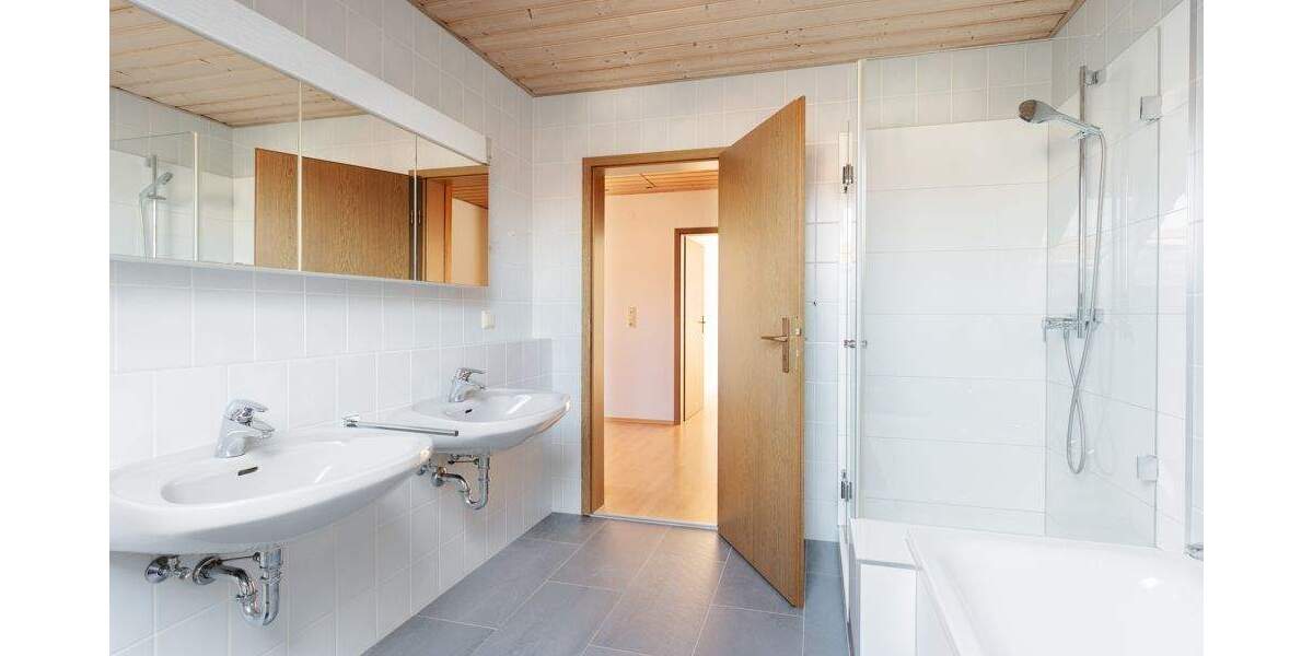 Doppelhaushälfte Neumarkt Altenhof - 4 Zimmer, 139 m&sup2;, 1.340&euro; | Angebot:25661915