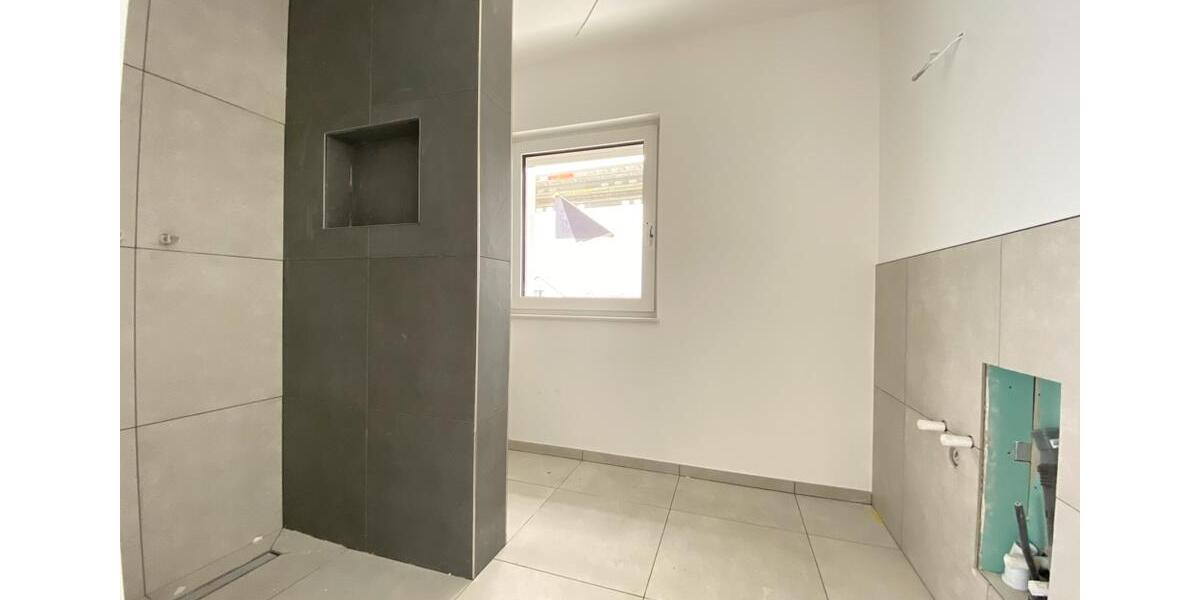 Dachgeschoßwohnung Bad Vilbel - 2 Zimmer, 82 m&sup2;, 1.800&euro; | Angebot:23088657