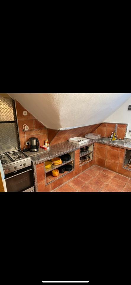 Preiswerte Monteurwohnung Monteurzimmer in Stuttgart-Feuerbach zimmer