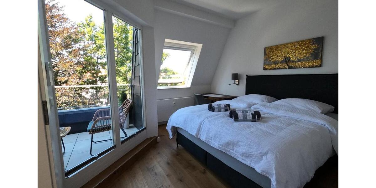 Dachgeschoßwohnung Leipzig Mitte - 3 Zimmer, 82 m&sup2;, 2.850&euro; | Angebot:26669925