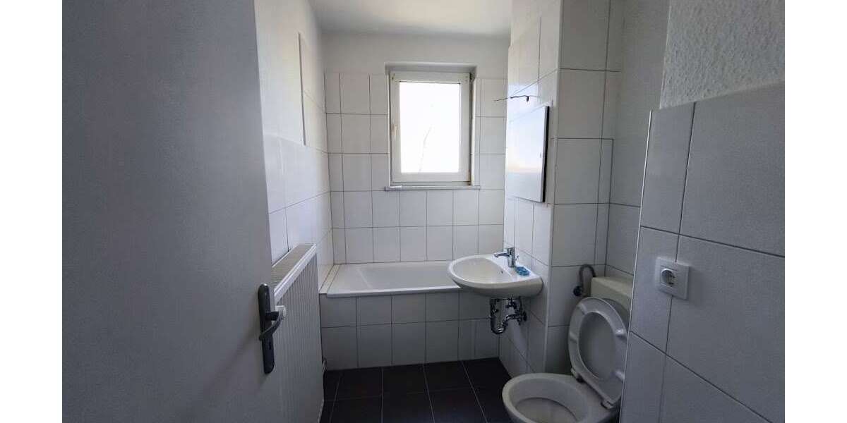 Etagenwohnung Merseburg Kötzschen - 2 Zimmer, 49 m&sup2;, 317&euro; | Angebot:27068754