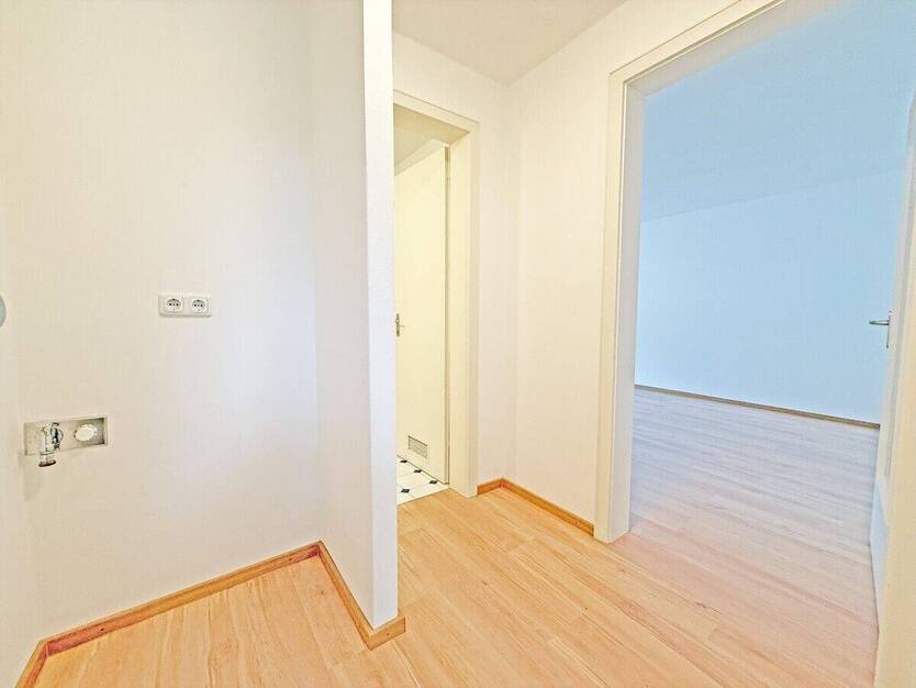 Sofort verfügbar! Ruhiges Apartment mit Einbauküche, Wannenbad und Aufzug in Obergiesing 1 zimmer