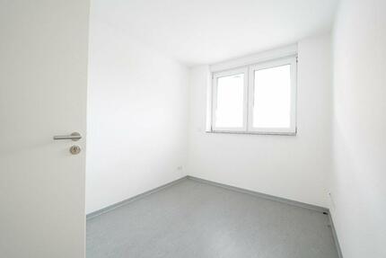 WG-Zimmer in moderner Erdgeschosswohnung zimmer