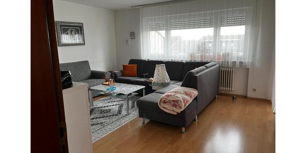 Erdgeschoßwohnung Herrenberg - 4 Zimmer, 110 m&sup2;, 1.100&euro; | Angebot:26637117