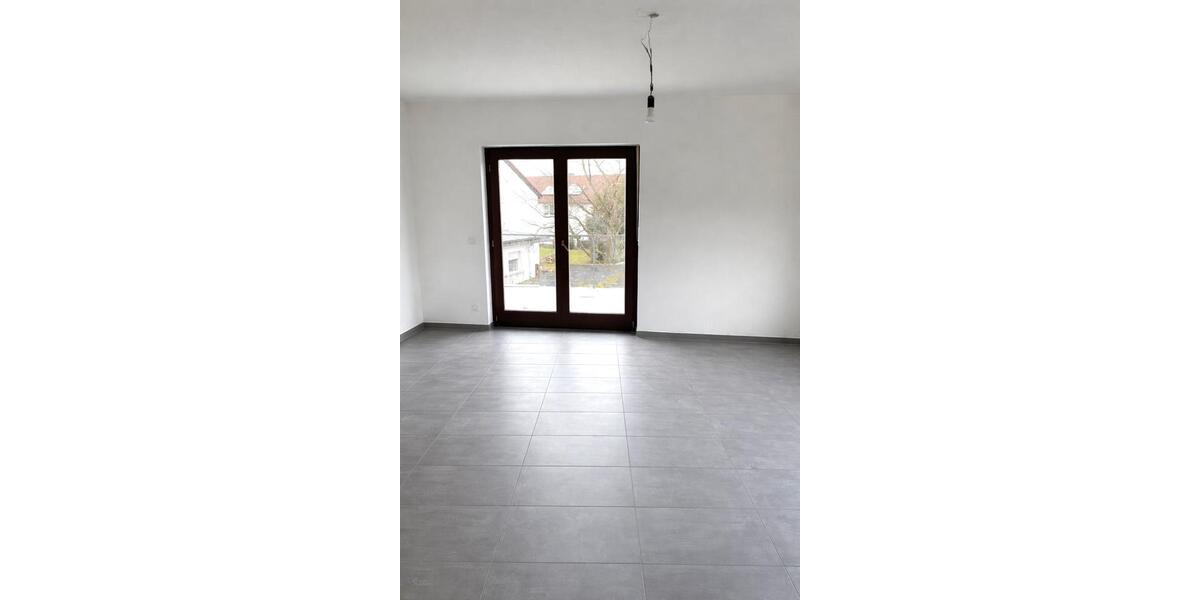 Erdgeschoßwohnung Amöneburg - 4 Zimmer, 126 m&sup2;, 1.650&euro; | Angebot:25101903