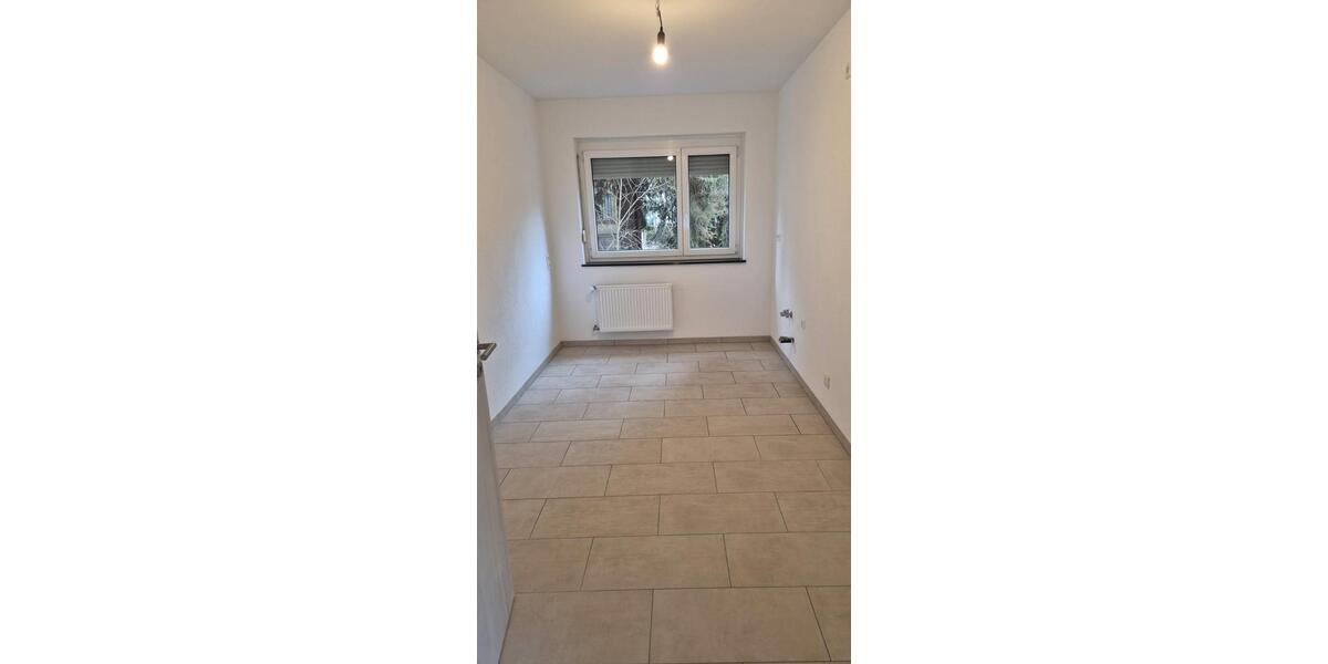 Erdgeschoßwohnung Titisee-Neustadt Neustadt - 3.5 Zimmer, 90 m&sup2;, 1.000&euro; | Angebot:26480196