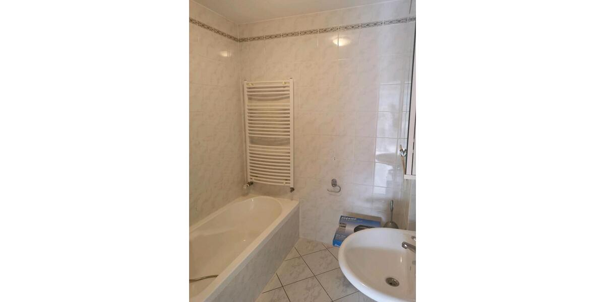 Erdgeschoßwohnung Wächtersbach - 2 Zimmer, 65 m&sup2;, 1.050&euro; | Angebot:24995844