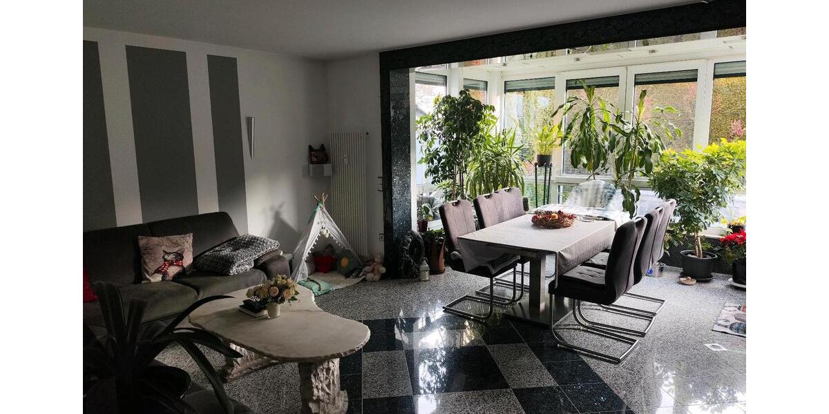 3-Zi-Wohnung (138m²) Garten & Wellness Inklusivmiete (mit Strom) 3 zimmer