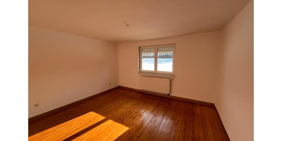 Etagenwohnung Cham - 2 Zimmer, 80 m&sup2;, 720&euro; | Angebot:24768326